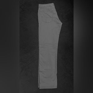 NWOT Men’s LUCKY 221 Straight Leg Charcoal Gray Chinos W 34 / L 32